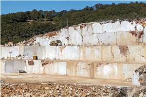 Bianco White Classic Marble Quarry