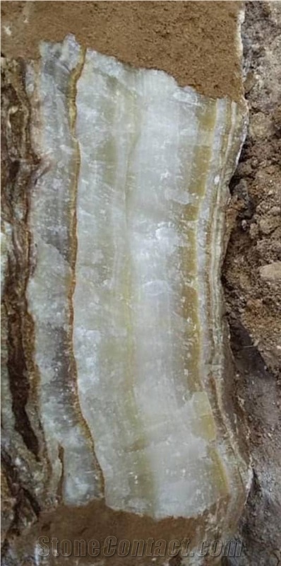 MNT Iran Jade Green Onyx Quarry
