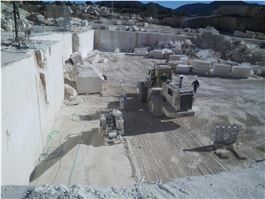 Caliza Alba - Caliza Bianco Quarry