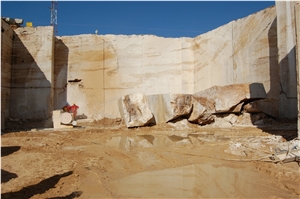 Geoagiu Travertine Quarry