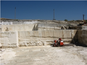 Podeni Limestone Quarry