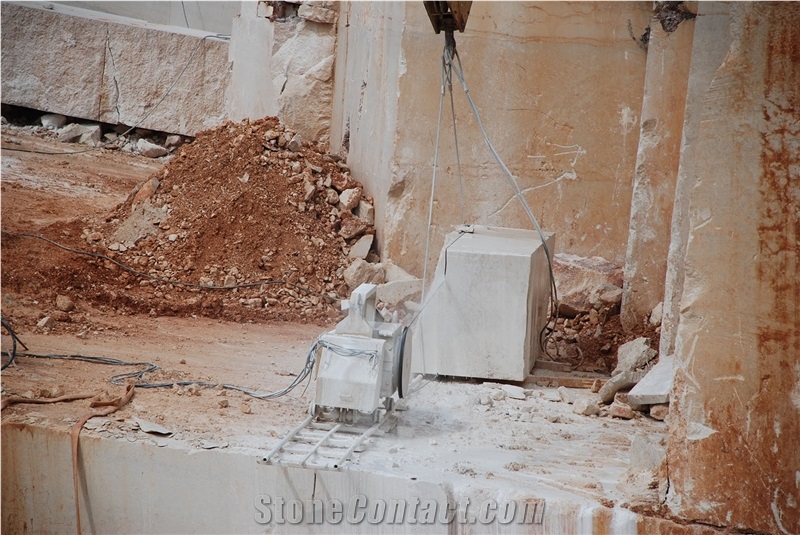 Valtura Fiorito Limestone Quarry