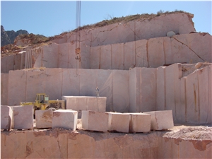 Durango Peach Travertine Quarry