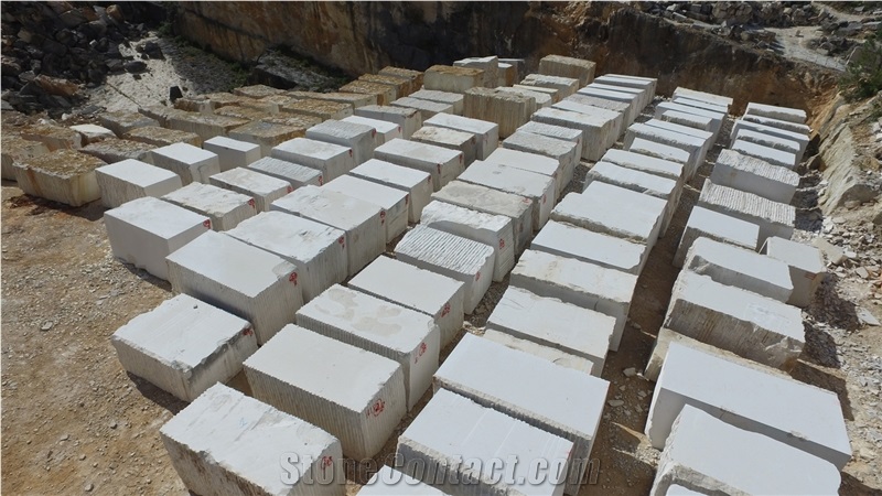 Onia Beige Limestone Quarry