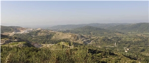 Perlato Royal Coreno-Perlato Classico Marble Quarry