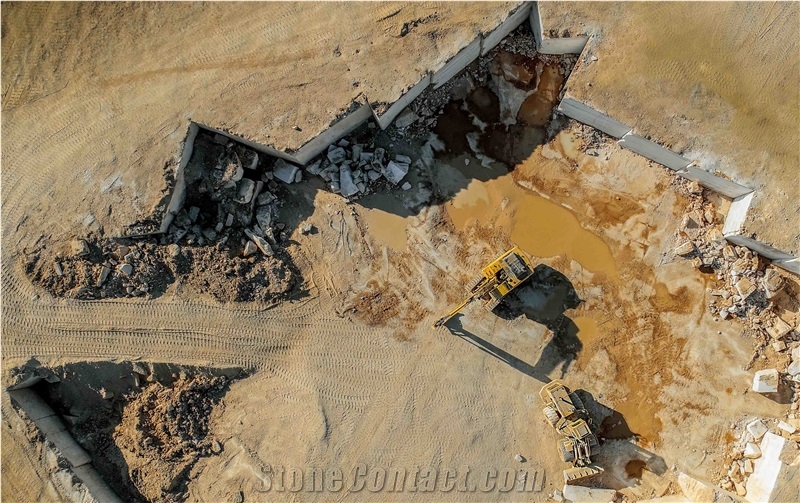Shahr-E-Babak Iran Traveronyx Quarry
