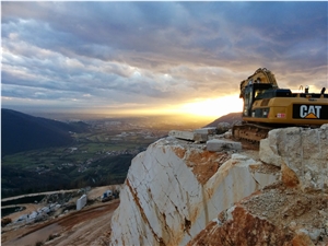 Cava Paine - Marmo Botticino Fiorito - Botticino Classico Marble Quarry