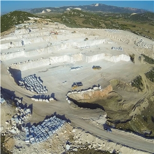Burdur Cream Marble Quarry