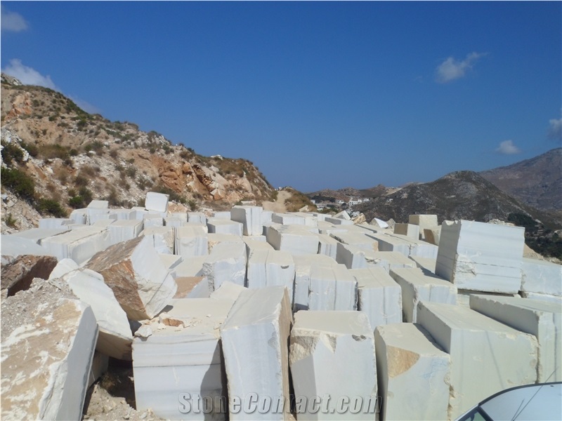 Naxos Premium Marble Sanidas Quarry