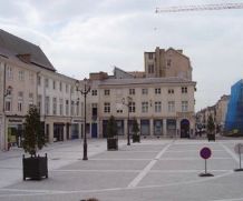 Renovation of square located in the town of Chalons en Champagne 2006