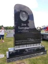 Joe Sample's monument 2018