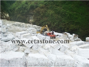 China Crystal White Marble Quarry