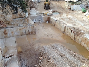 Calix Limestone Petrada Hum Quarry