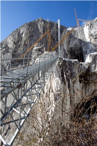 Bianco Venato Marble Fantiscritti Quarry