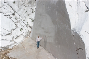 Adana Beige Marble Quarry