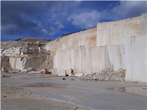 Stanevi Nivi Vratza Limestone Quarry