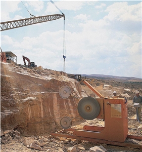 Yellow Travertine, Jordan Gold Travertine Quarry- Jordan Travertine, Royal Gold Dark Travertine