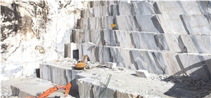 Palissandro Tigrato Marble Quarry