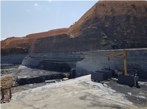 Pitangui Black Slate Quarry