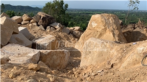 Medium Yellow Granite Quarry