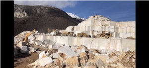 Tomorri White Pearl Marble Quarry