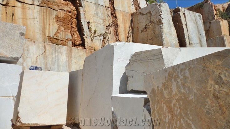 First Cream - Botichinno Marble Quarry