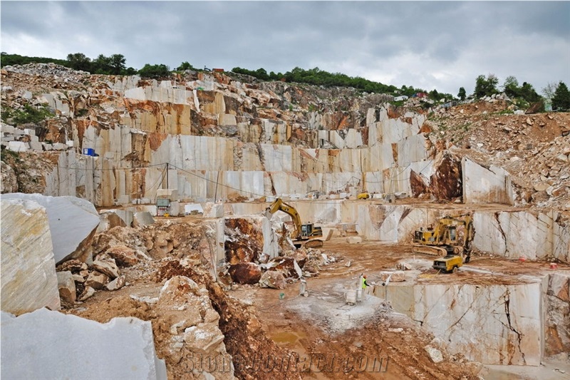 Nestos Grey - Nestos Semi White Marble Quarry