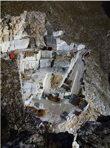 Calacatta Tucci Marble Quarry