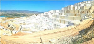 Asmer Marble Karamanli Beige Marble Quarry