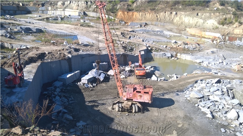 GG2 Grey Ukraine Granite Quarry