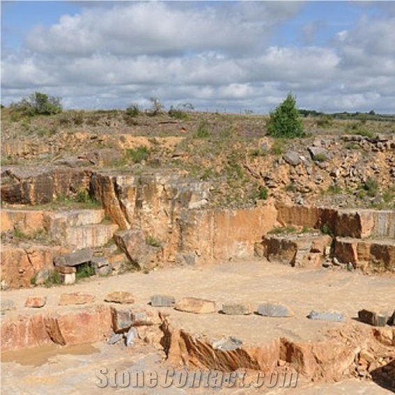 Carriere Buxy - Buxy Gris Cendre and Buxy Bayadere Quarry
