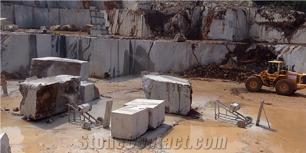 Maroon Marinace - Sicili Gray Marble Quarry