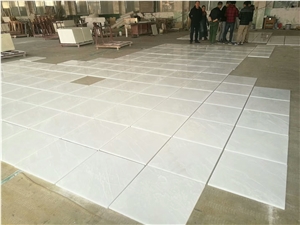 Tumbled Royal White Extra Marble Flooring Tiles Slabs 