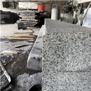 Black granite paving stone 001