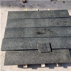 Black granite paving stone 001