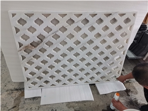 White Marble Screen For Decoration Well Fabricated For Decor