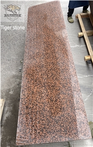 Maple Red Counter Top