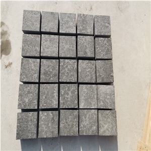 China Andesite Black Basalt Cube Cobble Stone Outdoors Paver