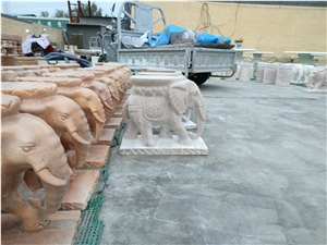 Red Marble Animal Carved Garden Chair Table Set