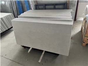 1.8Cm Honed Silver Travertine Tiles 60X60  30X60