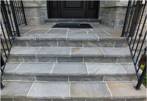 Coalbank Sandstone Chipped Edge Natural Cleft Tile Steps