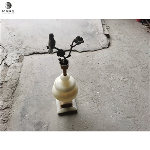 White Onyx Artware With Metal Base Home Decor In Stone Lamps