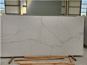 Calacatta White Quartz Artificial Stone Slab Flooring