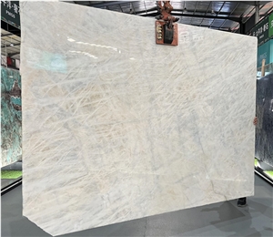 Custom Modern Natural White Quartzite Stone Flooring Design