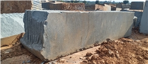 M 10 BLACK GRANITE BLOCK