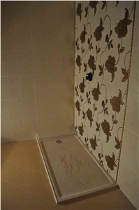 Shower Tray In Antiqued Travertine With Drawing Engraving
