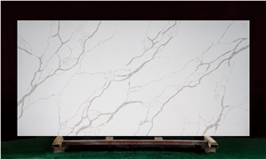 Calacatta Venato Quartz Slab With Grey Veins