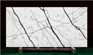 Manufacturer San Louis Quartz Slab With Black Veins