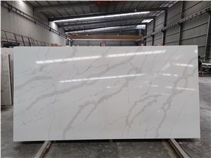 White Scotch With Thick Veins Artificial Quartz Slabs
