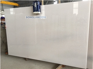 Cloudy White Crystal Marble Polished Slabs